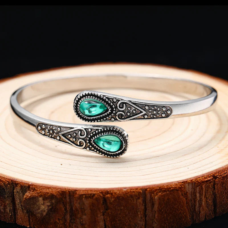 Elegant Ethnic Style Green Bracelet