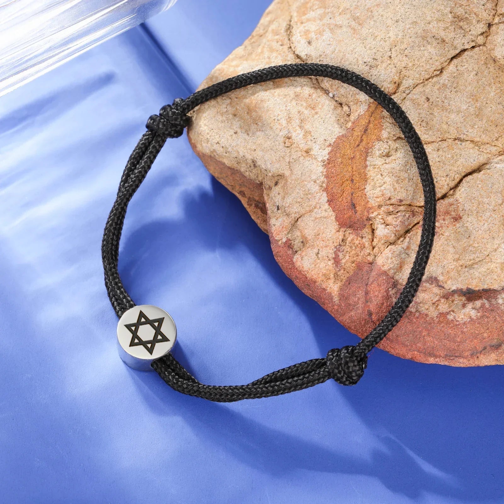 Bracelet en corde avec le symbole juif étoile de David noir et argent