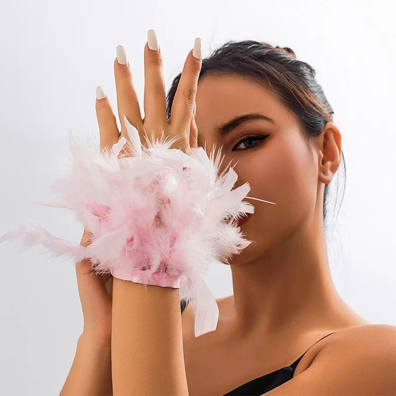 Bracelet en plume rose vaporeuse rose