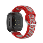 Bracelet en silicone pour montre Fitbit Versa 3, Versa 4, Sense 1 et Sense 2 rouge et gris