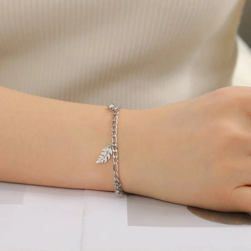 Palm Leaf and Zircon Style A Silver Bracelet