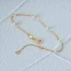 End Chain Bracelet with White Pearls