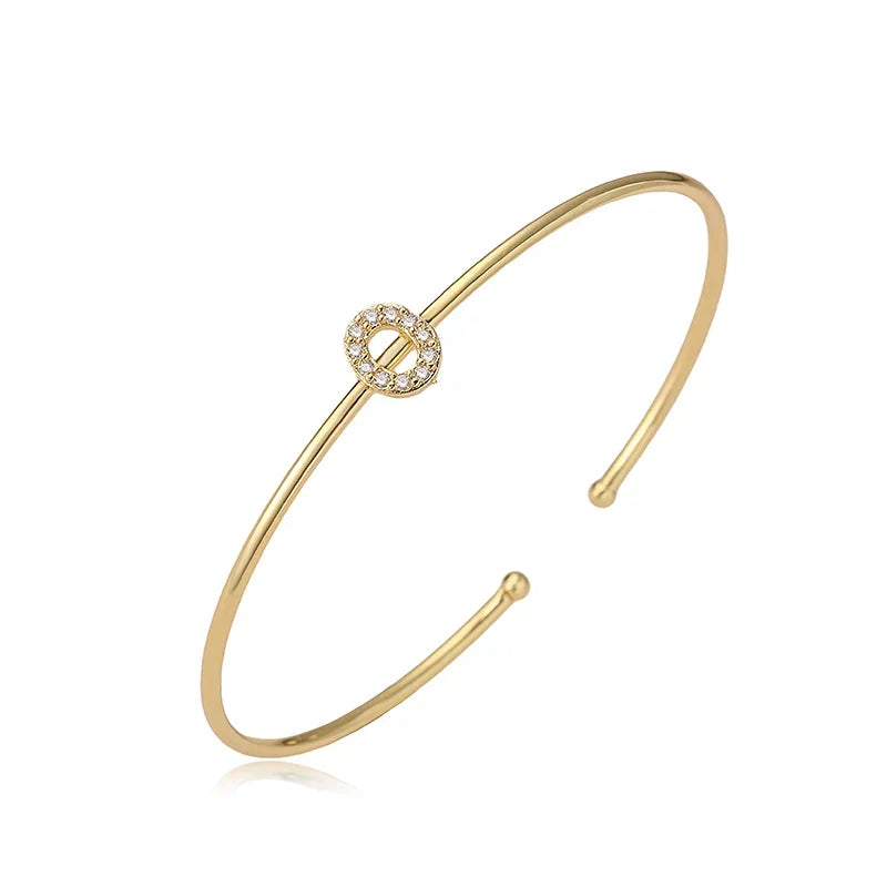 Bracelet initiale minimaliste o