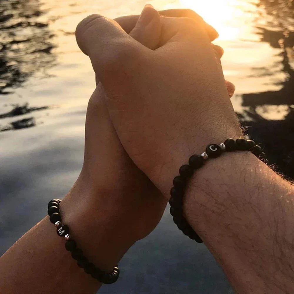 Bracelet noir initiale c