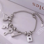 Bracelet femme avec clefs et cadenas argent