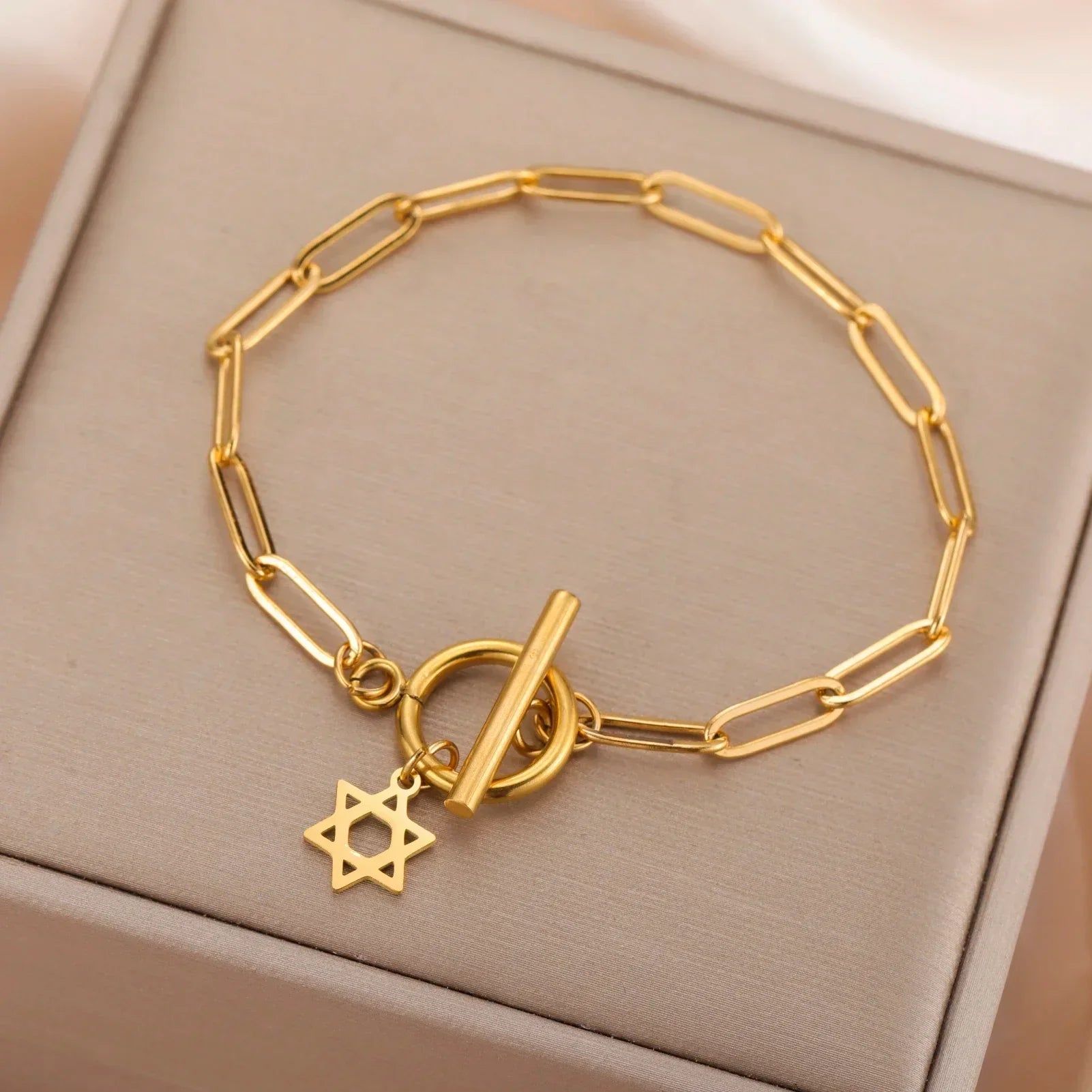 Bracelet pour femme avec pendentif de l'étoile de David symbole juif or
