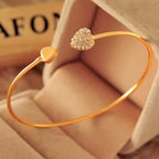 Retro Bracelet with Heart and Crystal 