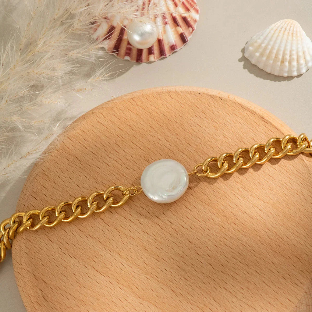 Retro Bracelet with Pearl