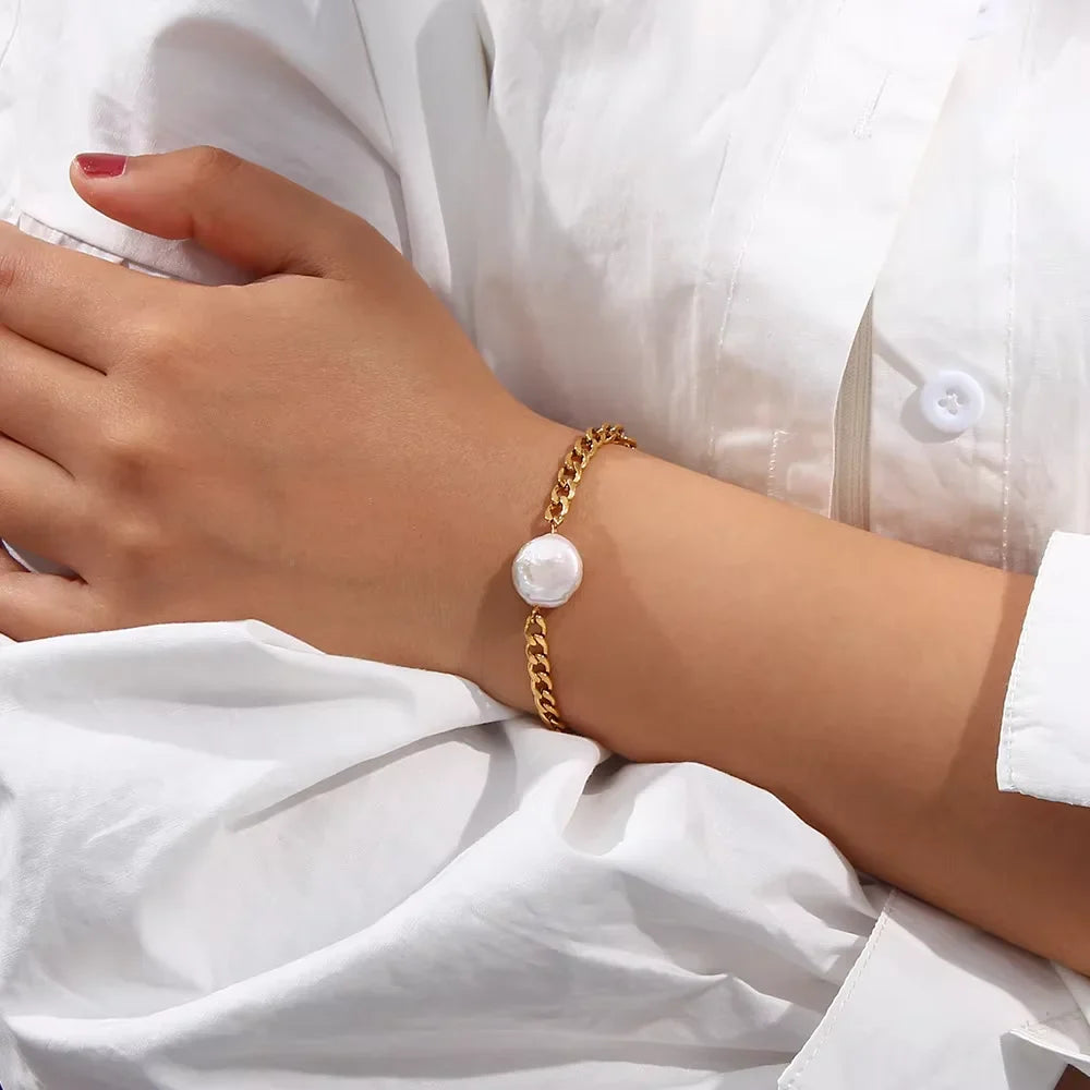 Retro Bracelet with Pearl