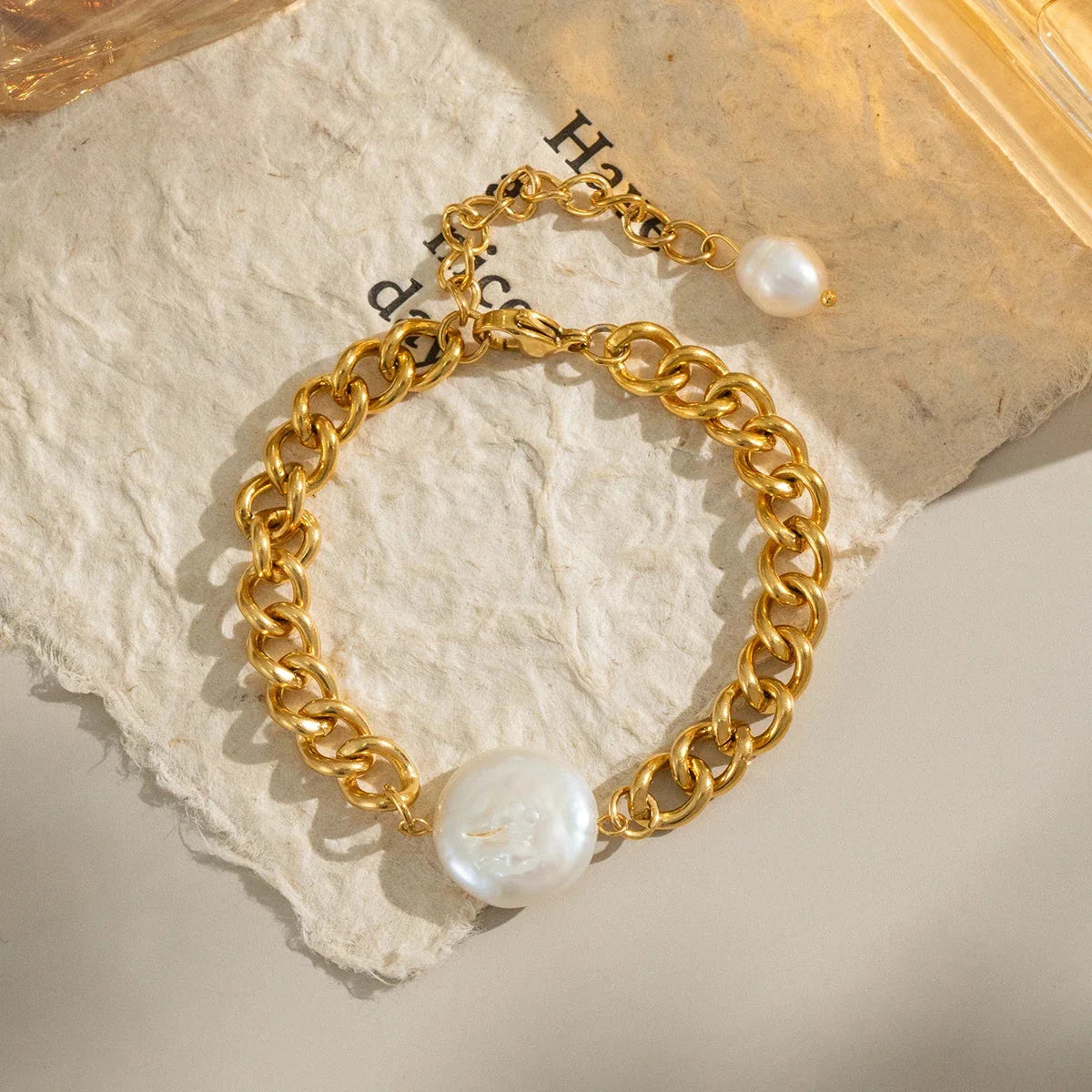 Retro Bracelet with Pearl