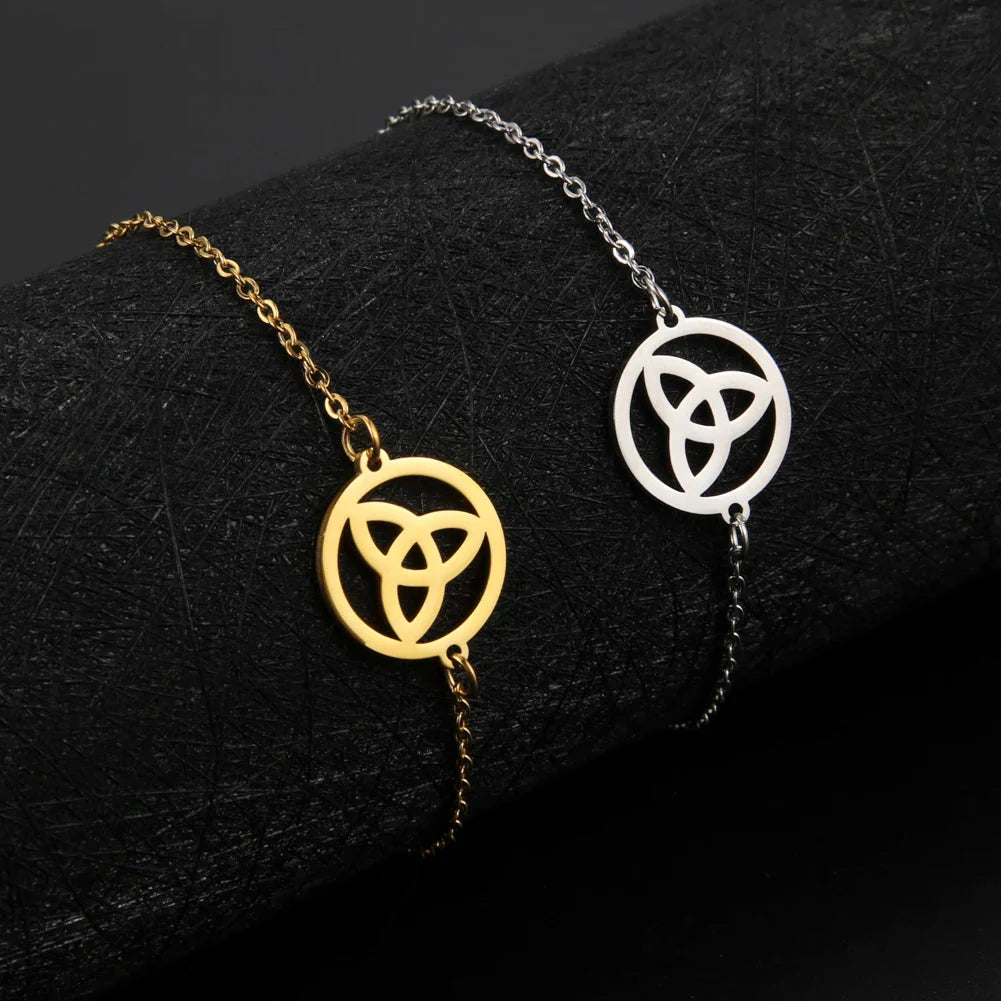 Triquetra Bracelet Celtic Trinity Knot silver