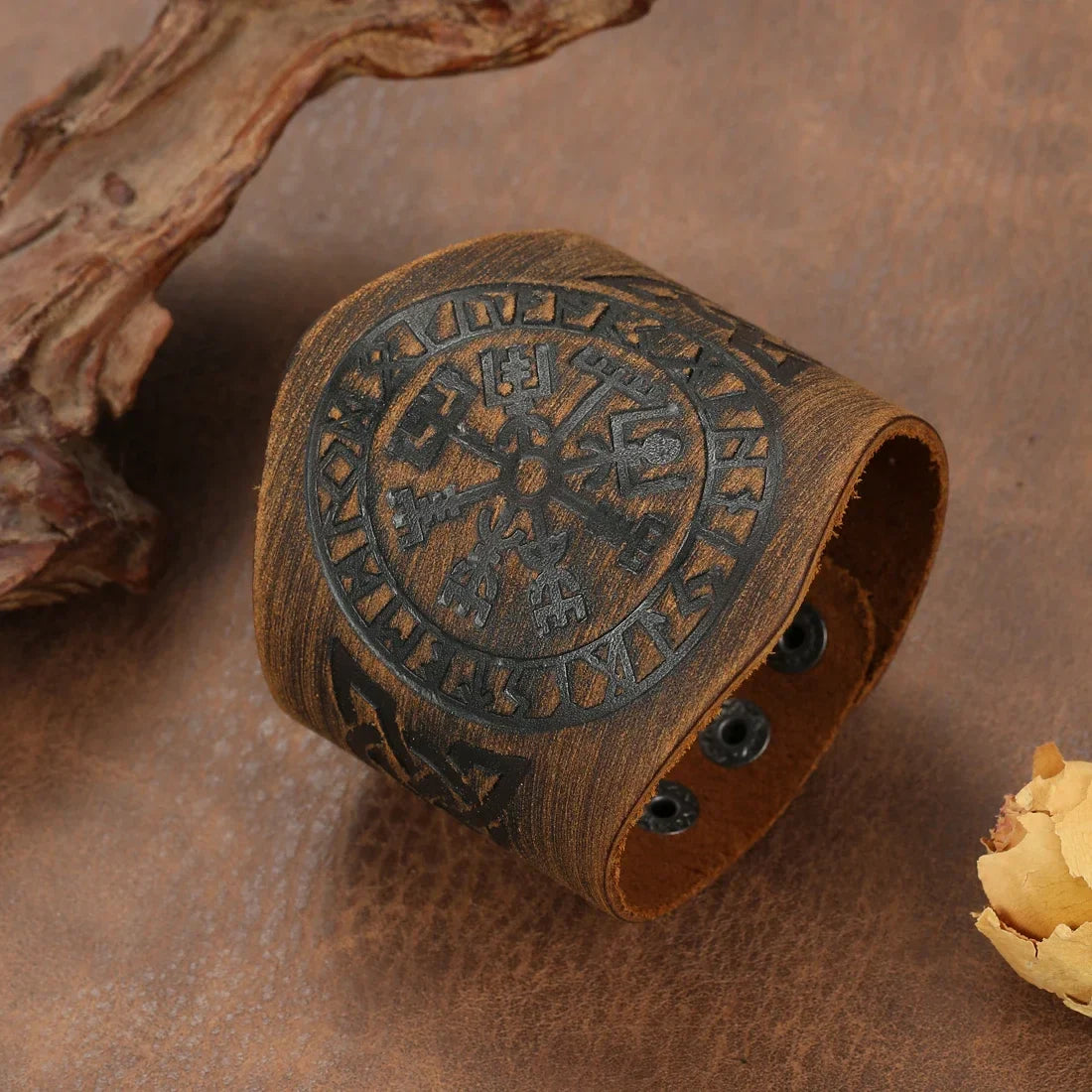 Viking Vegvisir Bracelet in dark brown leather
