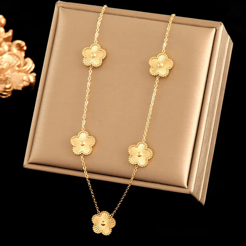 Set of 3 Gold Daisy Jewelry