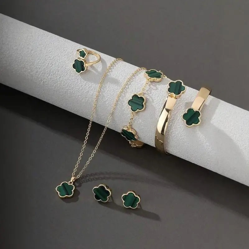 Clover Set of 5 Jewelry