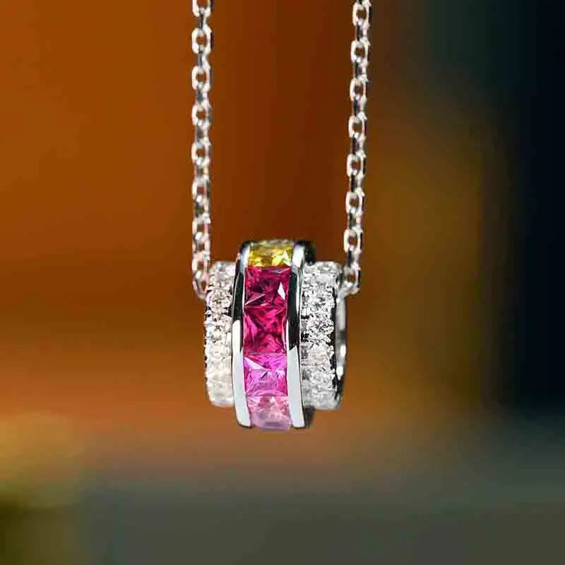 Collier avec pendentif arc-en-ciel