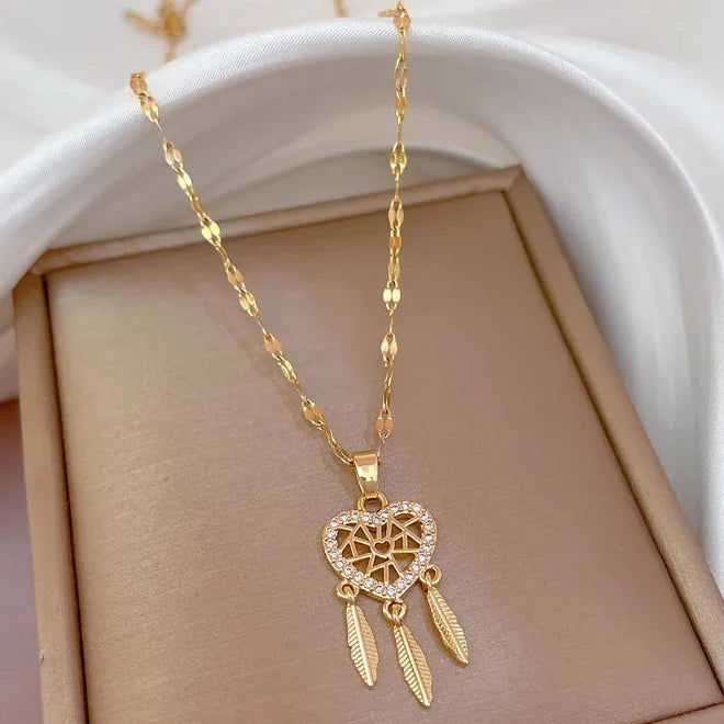 Necklace with Dreamcatcher Crystal Heart Pendant
