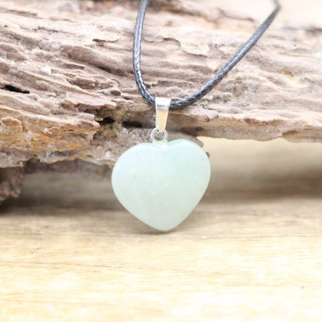 Necklace with Heart Pendant in Agate Stone