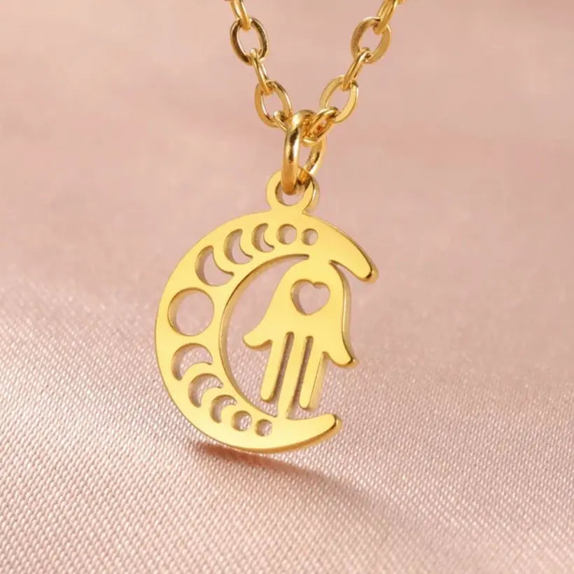 Collier avec pendentif islamique croissant de lune et main de Fatma arabe or