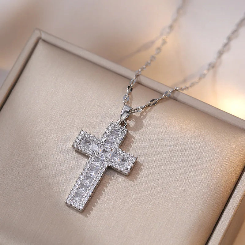 Necklace with Christian Cross Pendant in Zircon B