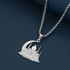 Collier avec pendentif d'une mosquée sur croissant de lune arabe islam musulman argent
