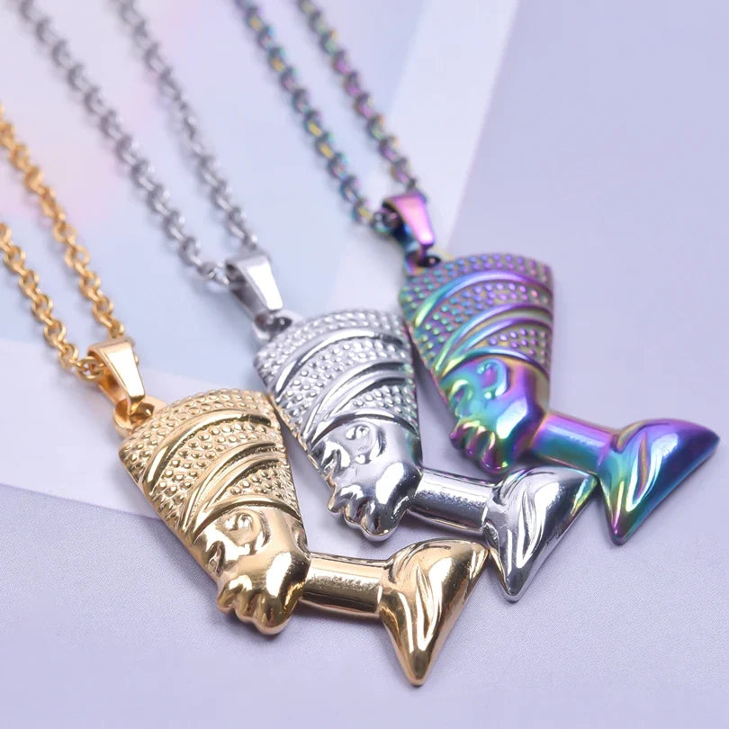 Necklace with Nefertiti Pendant silver