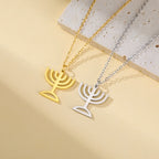 Collier avec pendentif du symbole de l'identité juive Menorah