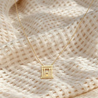Collier avec pendentif du temple sacré de Jérusalem "Le Beit Hamikdash" juif or