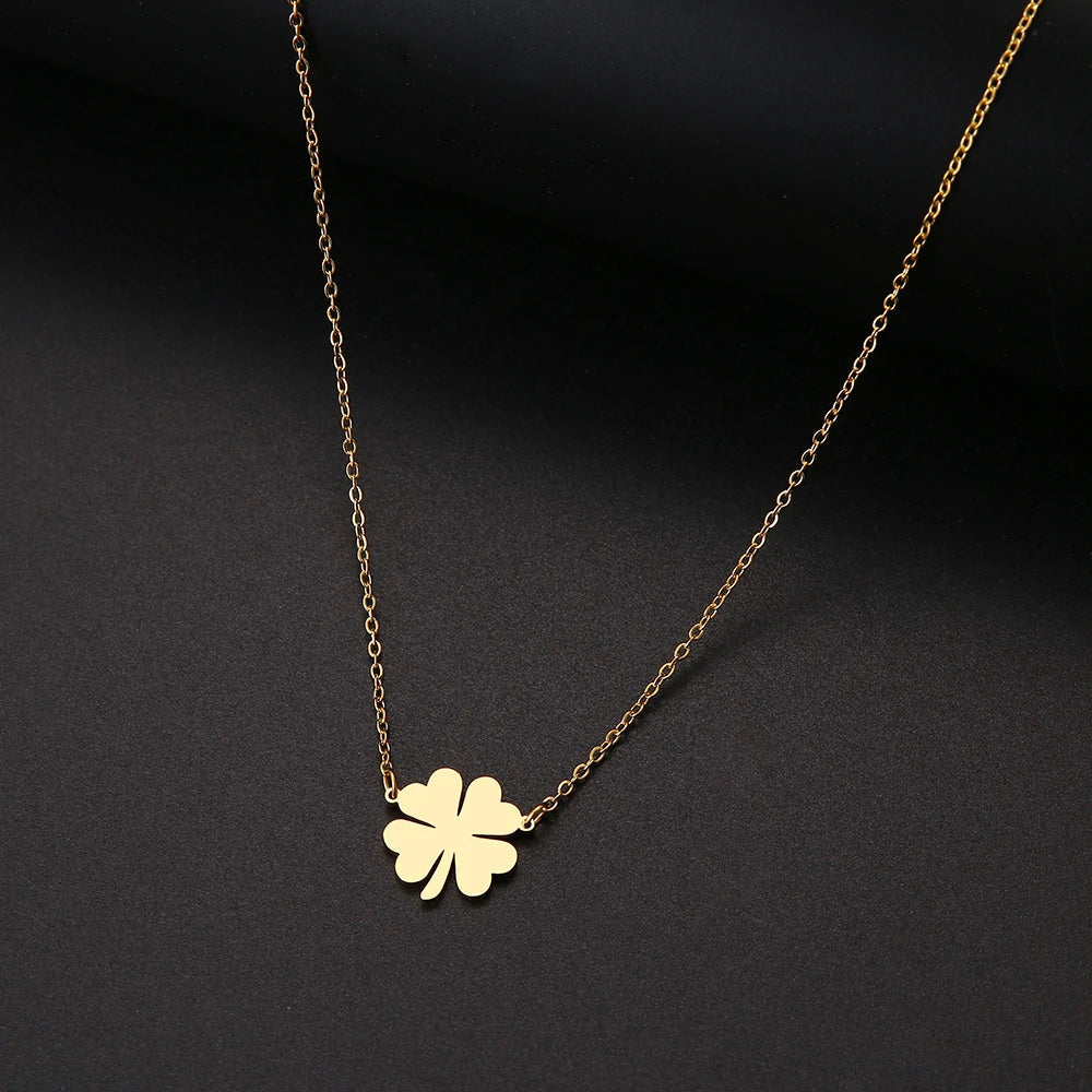 Collier avec Pendentif en Feuille de Trèfle Porte Bonheur or
