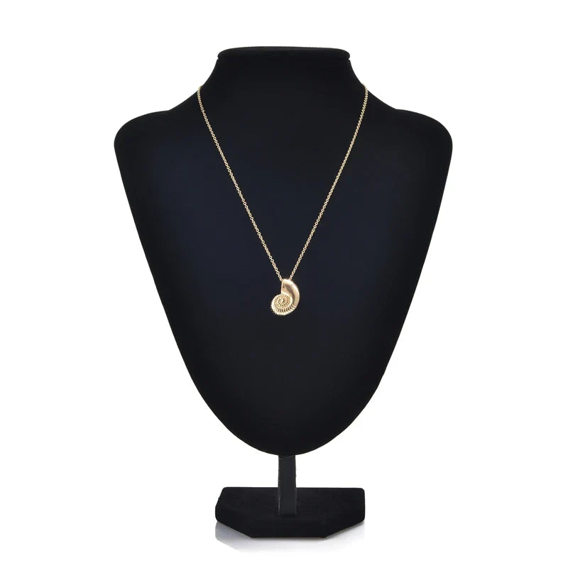 Collier avec Pendentif Coquillage Escargot pour Homme or