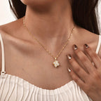 Necklace with Rotating Zircon Flower Pendant Anti-Stress