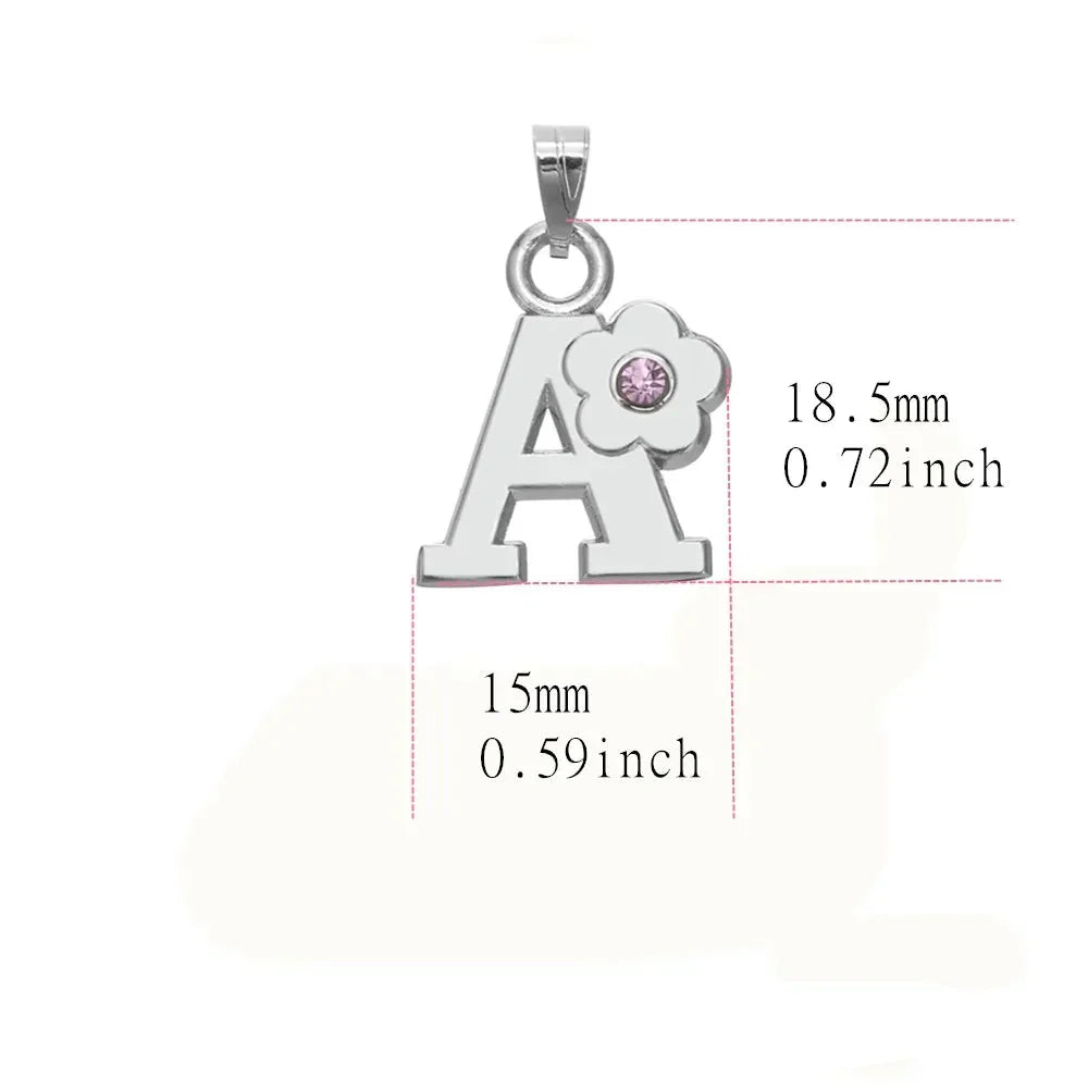 Collier avec pendentif initiale et fleur