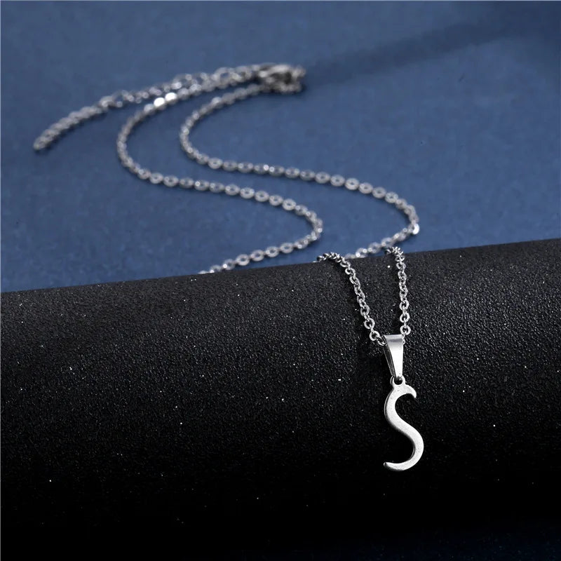 Collier personnalisé avec pendentif initiale s