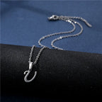Collier personnalisé avec pendentif initiale u