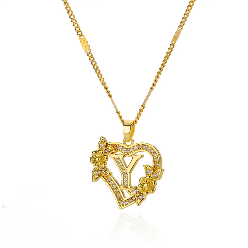 Collier avec pendentif initiale et coeur y