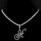 Collier ras de cou avec pendentif initiale et strass h