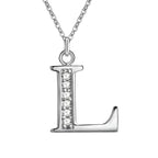 Collier long avec pendentif initiale  l