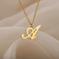 Collier avec pendentif initiale pour femme a