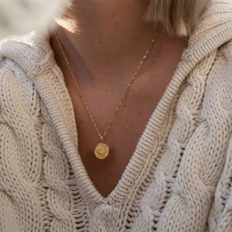 Necklace with Moon Pendant for Women gold