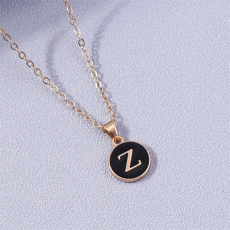 Collier avec pendentif coloré initiale z