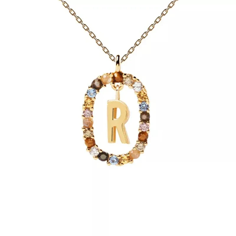 Collier avec pendentif ovale initiale r