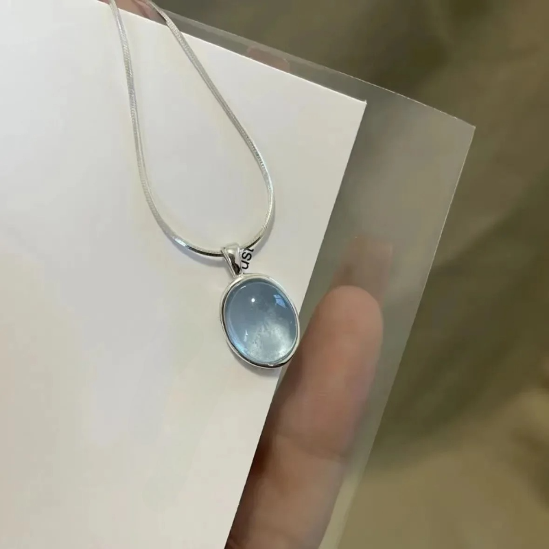 Collier avec Pendentif Ovale Pierre de Lune