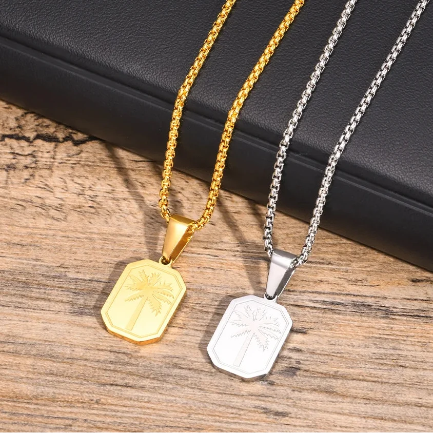 Collier avec pendentif palmier géométrique or