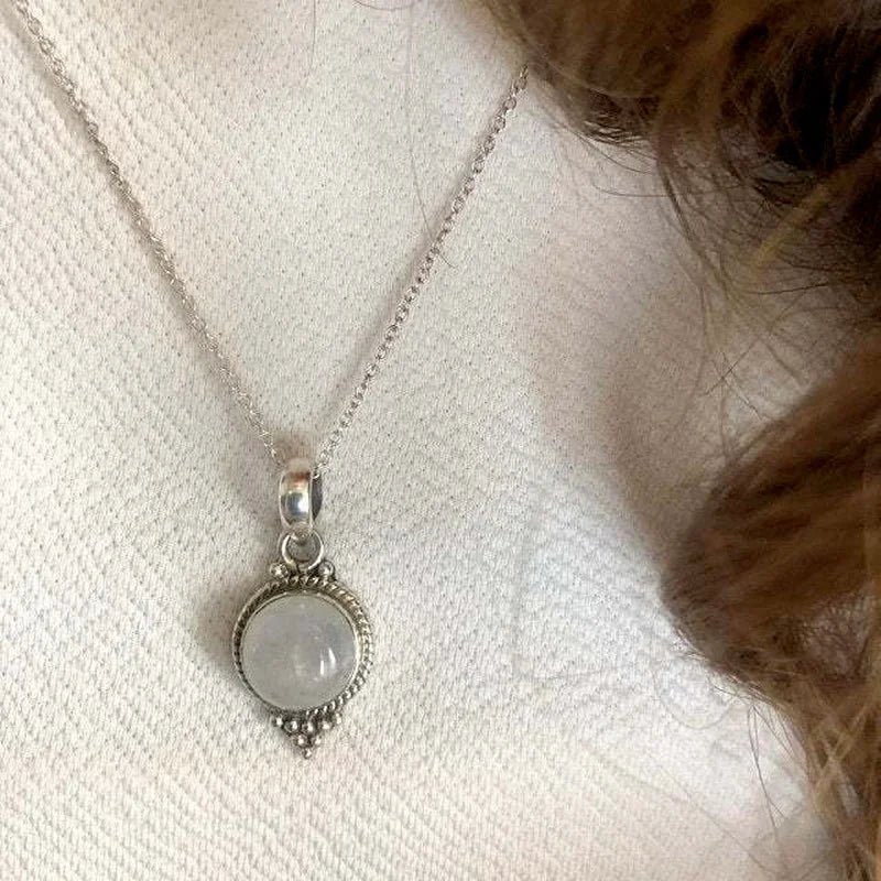 Necklace with Vintage Style Moonstone Pendant
