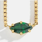 Collier avec pendentif pierre de naissance en forme d'oeil mai