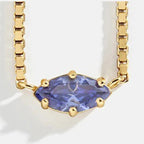 Collier avec pendentif pierre de naissance en forme d'oeil septembre