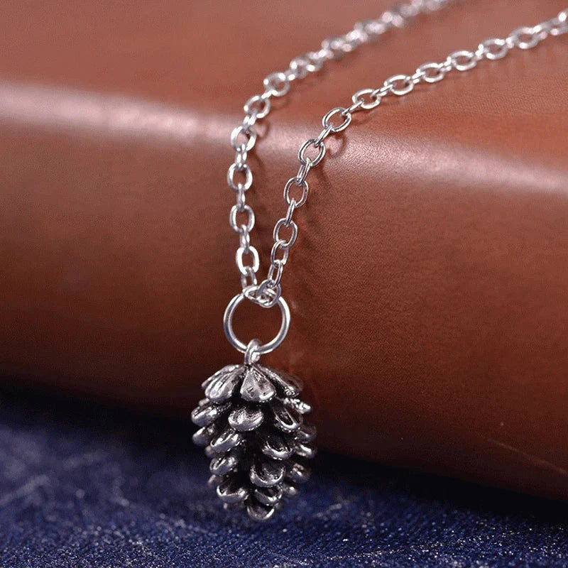 Collier avec Pendentif Pomme de Pin Femme argent