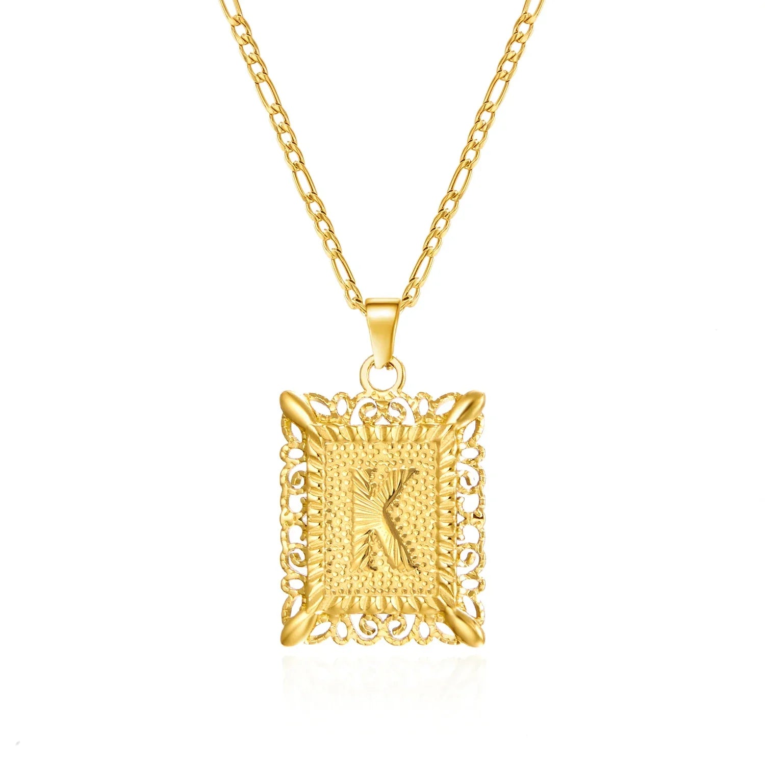 Collier avec pendentif rectangulaire initiale k