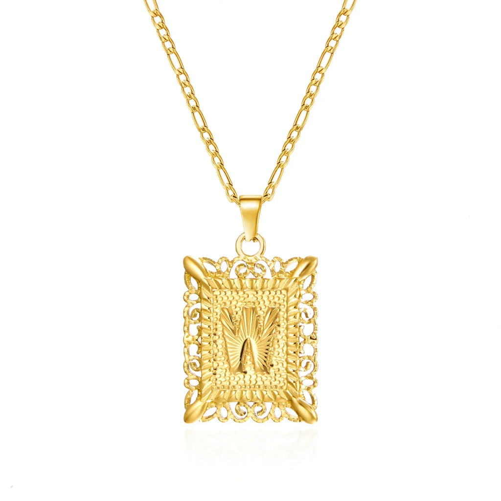 Collier avec pendentif rectangulaire initiale w