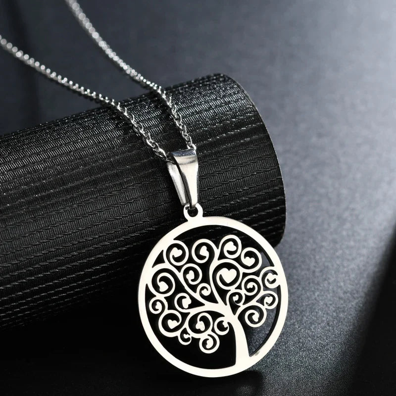 Necklace with Round Tree of Life Pendant for Women silver