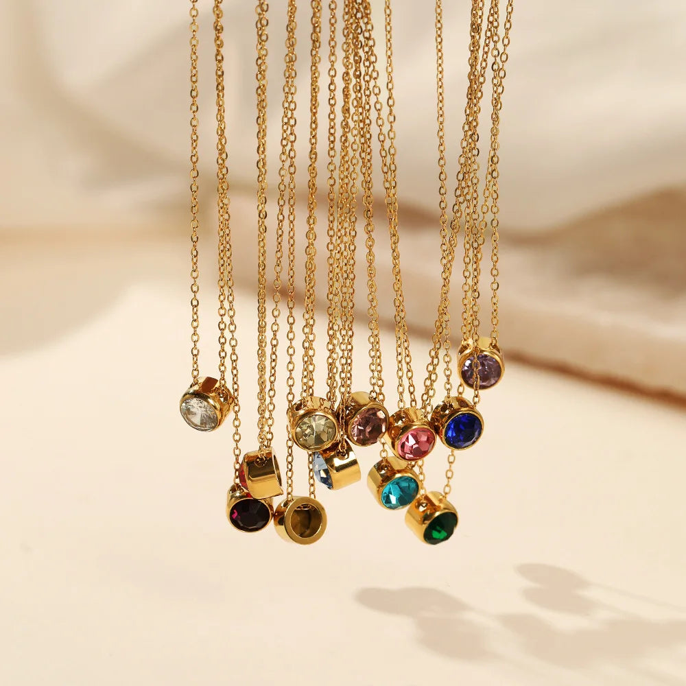 Collier avec pendentif rond pierre de naissance pour femme